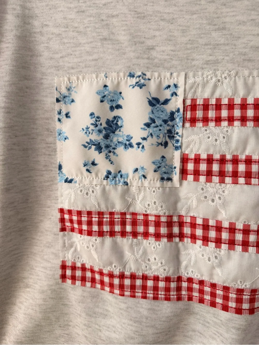 Light Gray Women's Sweatshirt with Red Gingham Flag Patch